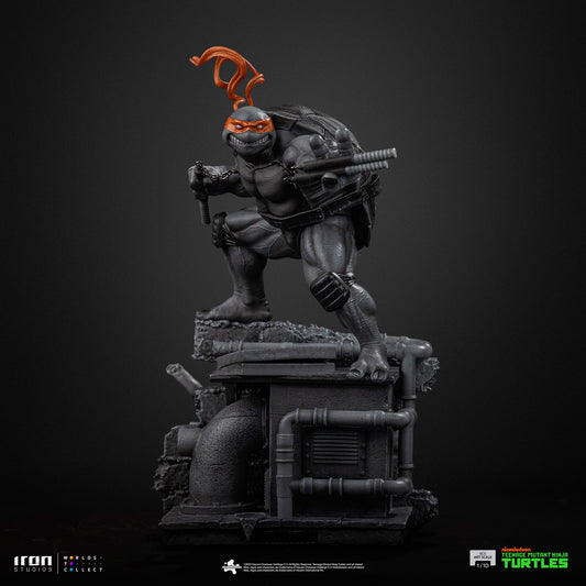 Pre-Order - Statue Michelangelo (Black and White Variant) - Teenage Mutant Ninja Turtles - BDS Art Scale 1/10 - Iron Studios