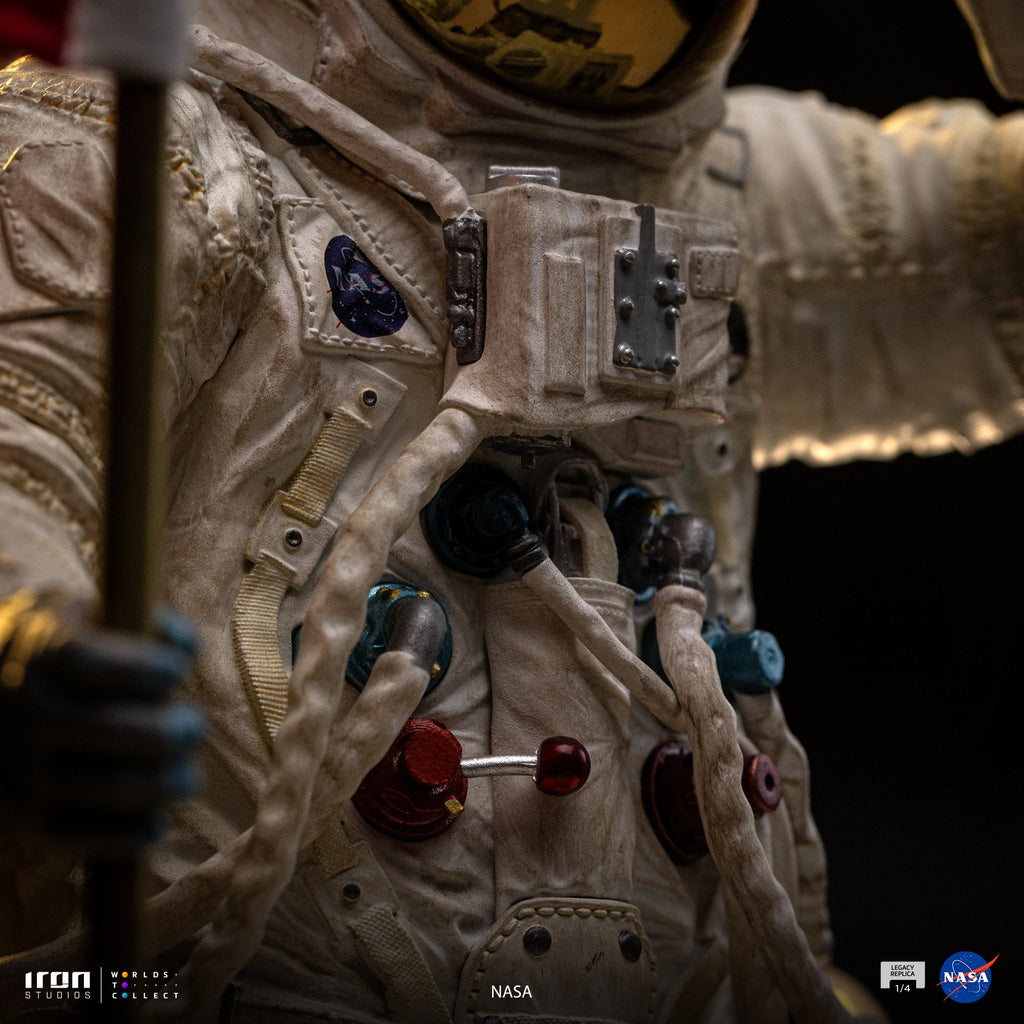 Statue Apollo 11 Astronaut - Nasa - Legacy Replica 1/4 - Iron Studios