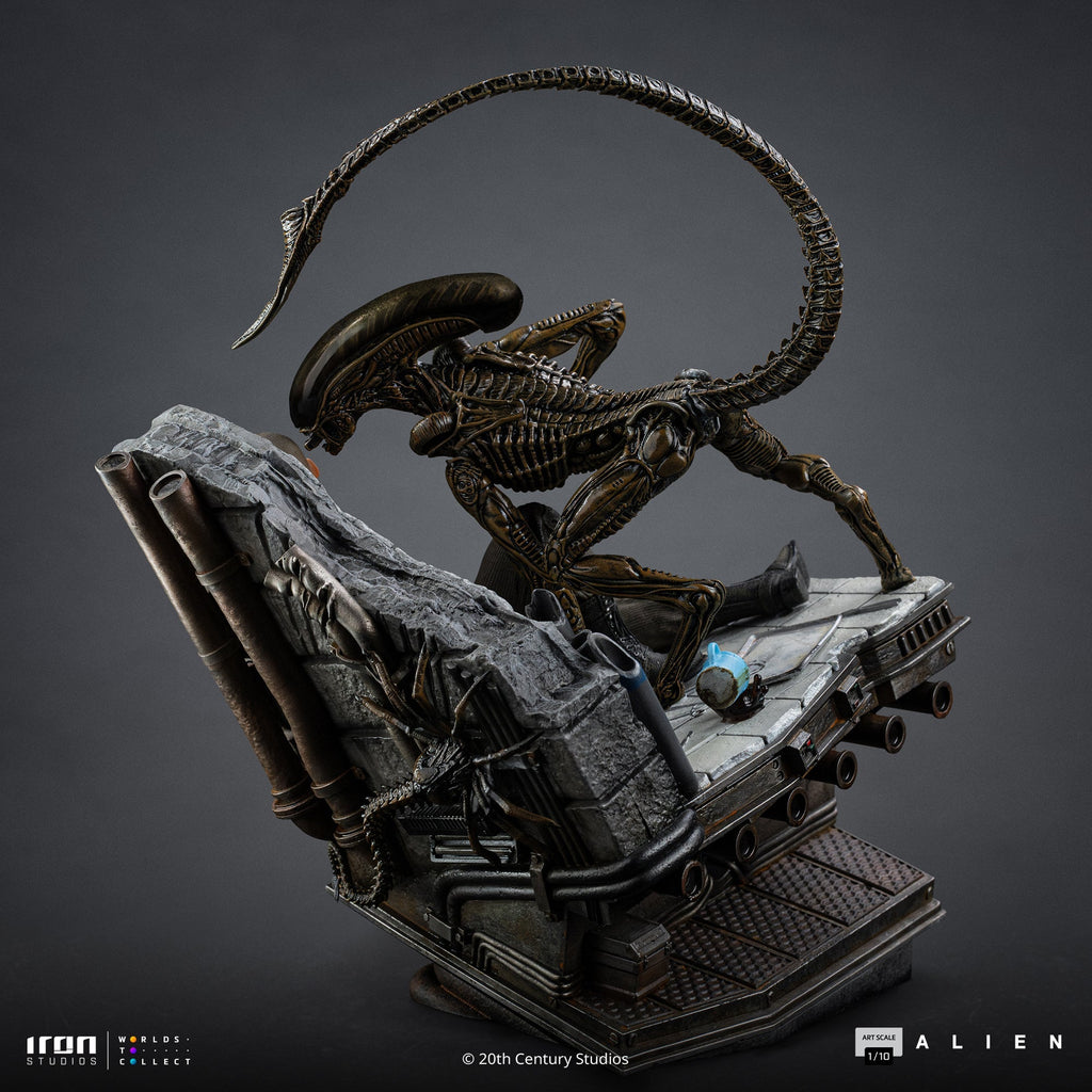 Pre-Order - Statue Ellen Ripley and Dog Alien - Alien 3 - Art Scale 1/10 - Iron Studios