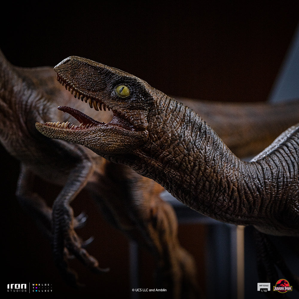 Pre-Order - Statue Raptors at the Kitchen's Door - Jurassic Park - Art Scale 1/10 - Iron Studios