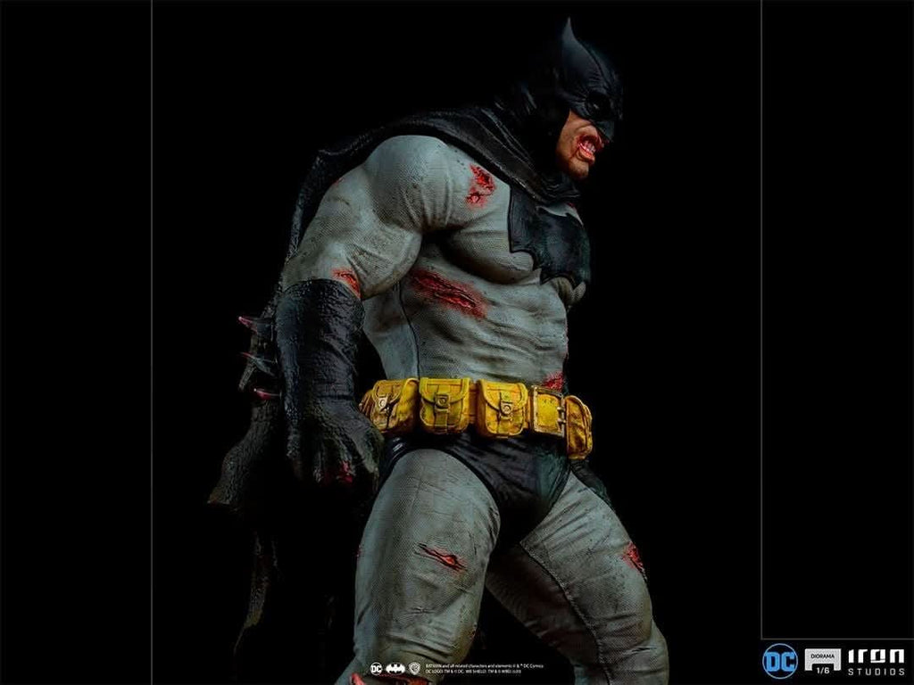 Batman - The Dark Knight Returns - DC Comics - Diorama 1/6 - Iron Studios