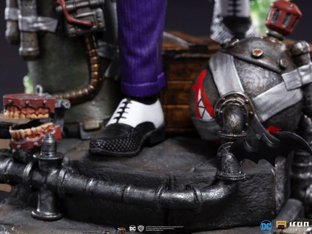 The Joker Deluxe - DC Comics - Art Scale 1/10 - Iron Studios