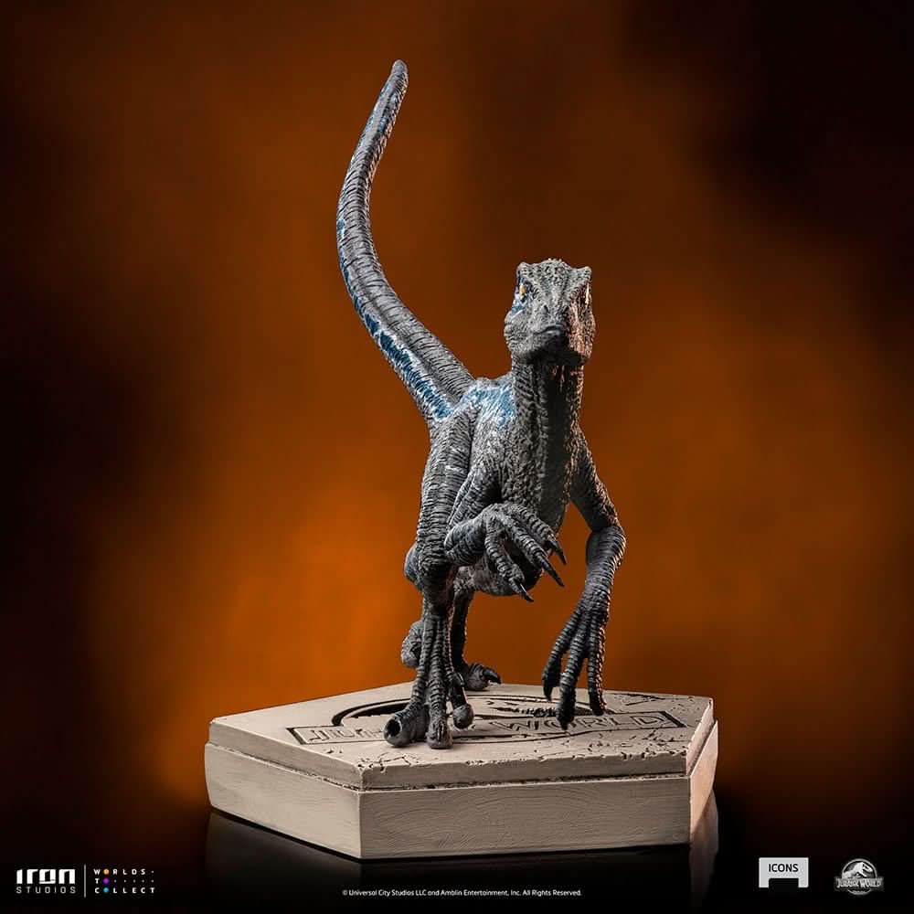 Velociraptor Blue A - Jurassic World - Icons - Iron Studios