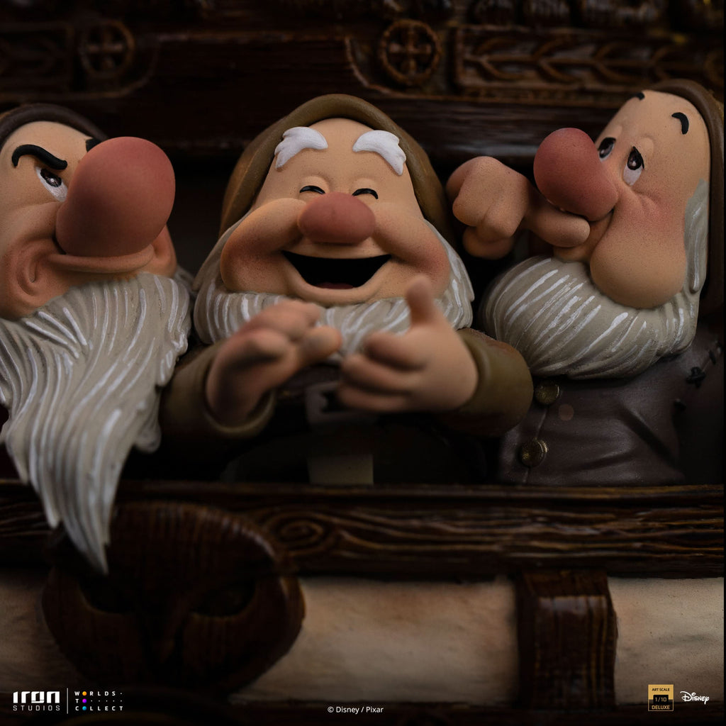 Pre-Order - Statue Snow White Deluxe - Snow White and the Seven Dwarves - Art Scale 1/10 - Iron Studios